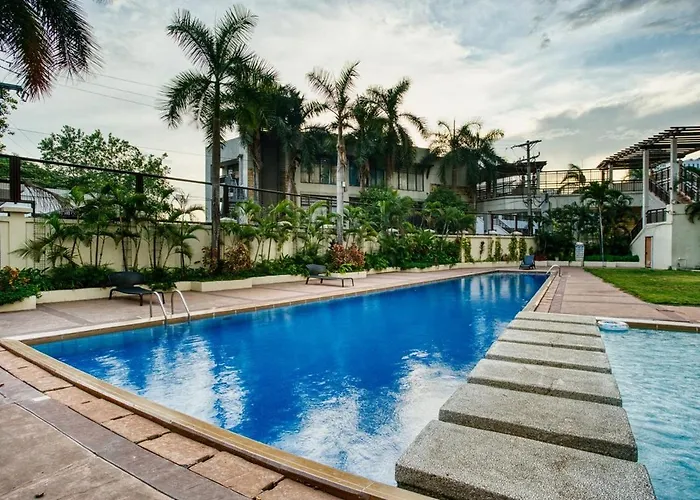 Appartamento Kellers Place At The Persimmon Near Ayala 1br