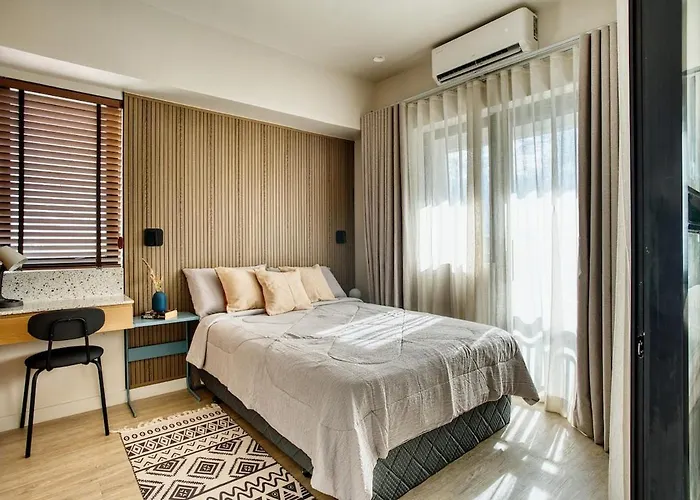 Kellers Place At The Persimmon Near Ayala 1br Cebu