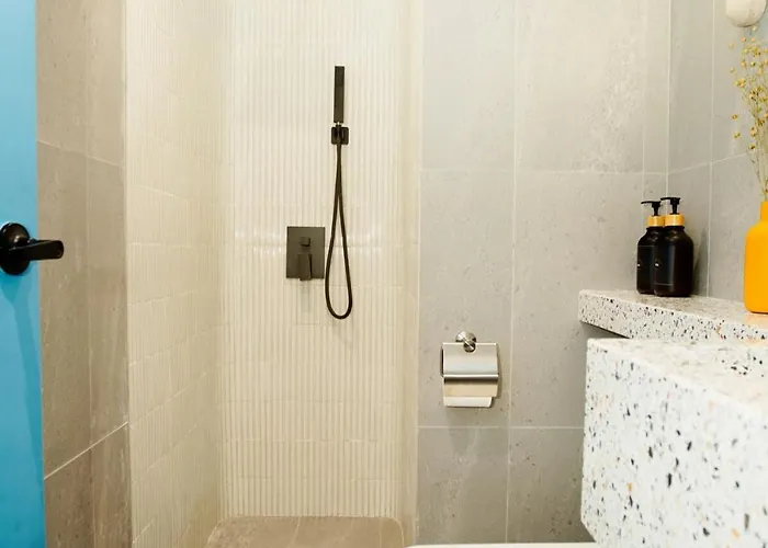 Kellers Place At The Persimmon Near Ayala 1br *