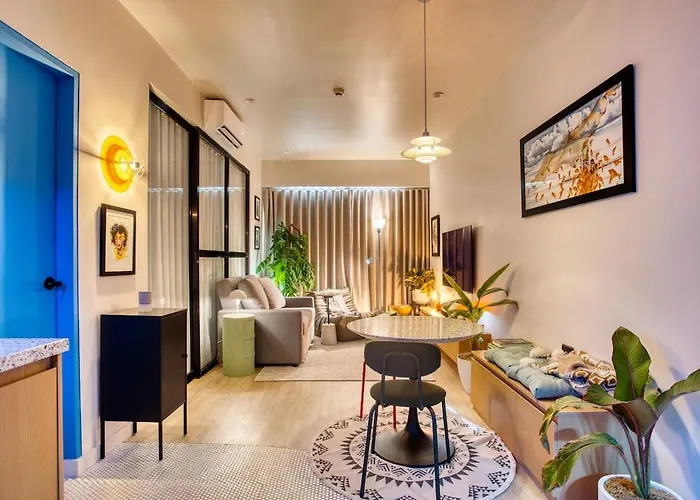 Kellers Place At The Persimmon Near Ayala 1br